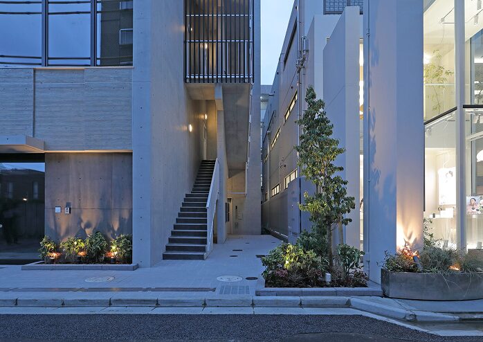 地上4階建新築工事