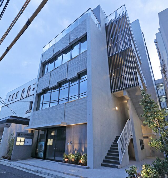 地上4階建新築工事